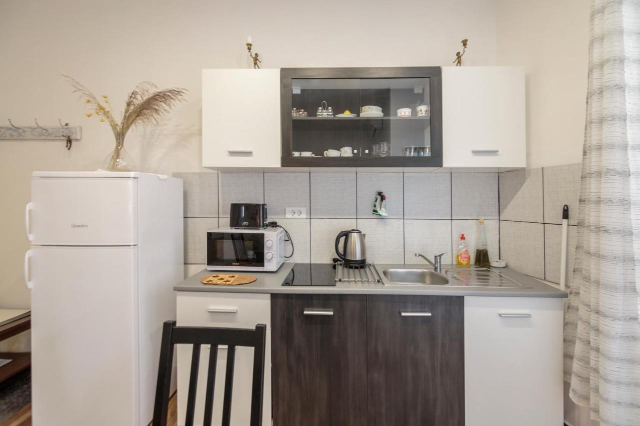 Apartment Esa Komiža Exterior foto